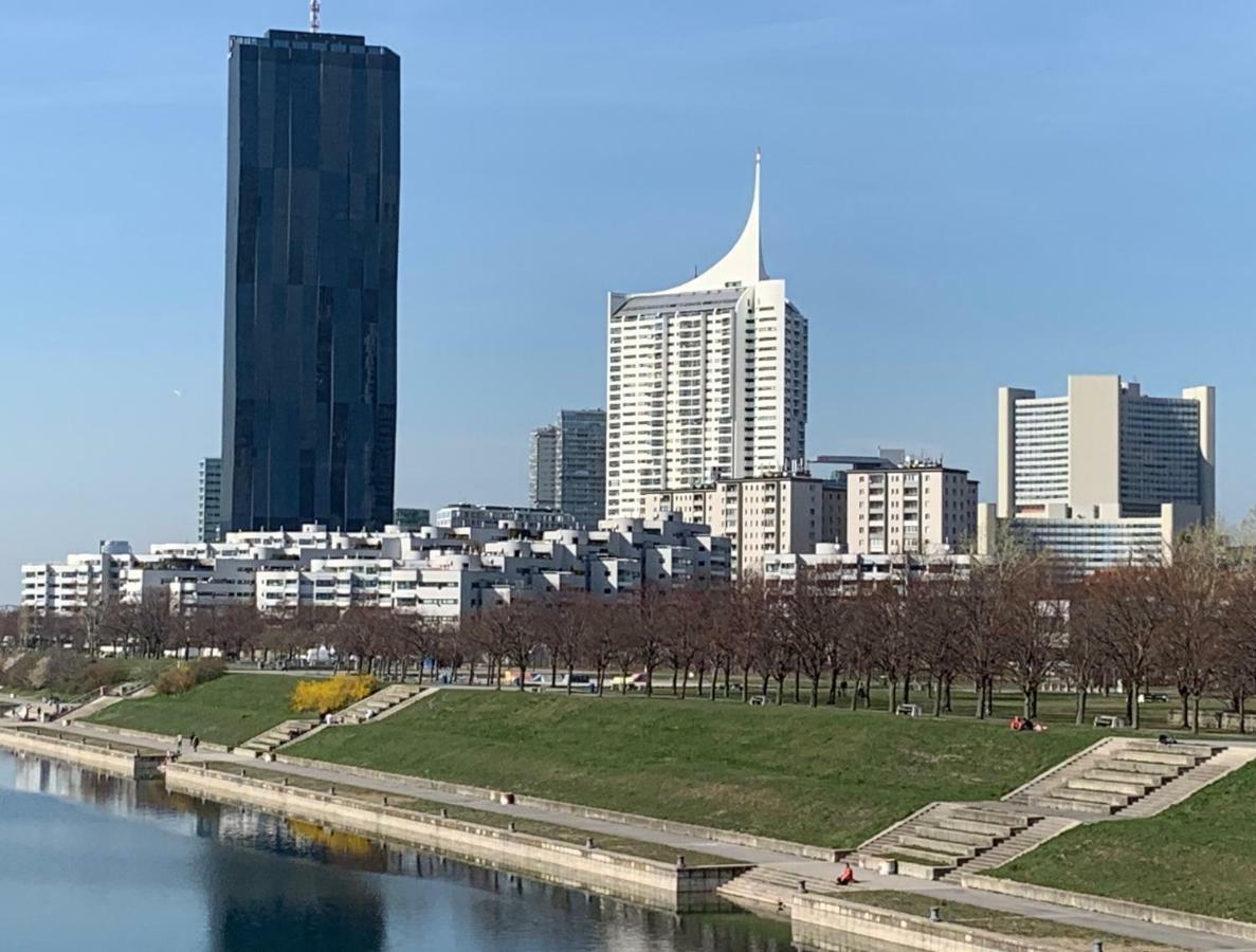 Uno City, Donauinsel Appartamento Vienna Esterno foto